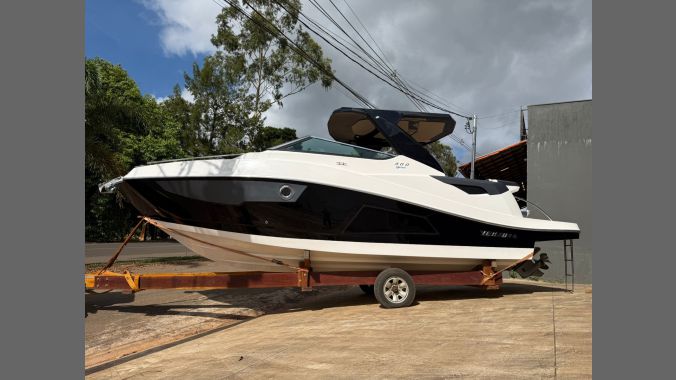 04 Ventura V300 Crossover