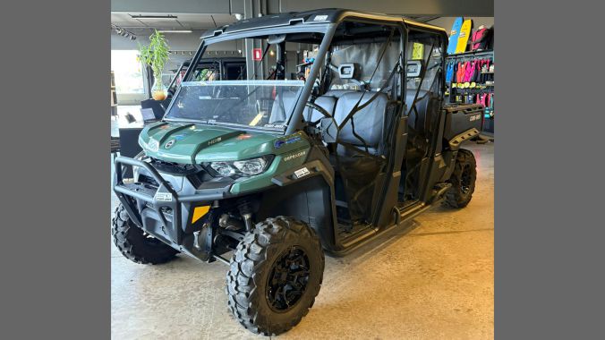 02 Can Am Defender Max DPS 2024