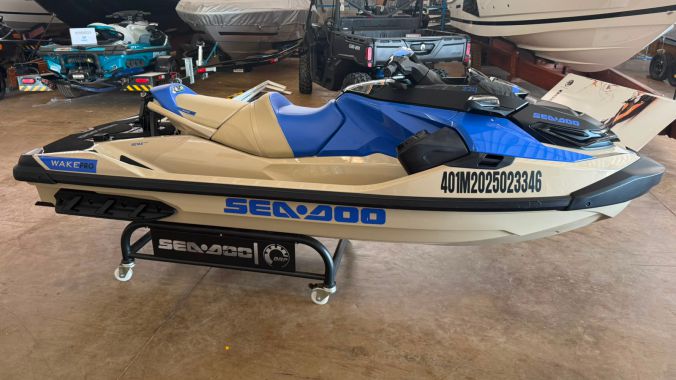02 Sea Doo Wake Pro 230 2025